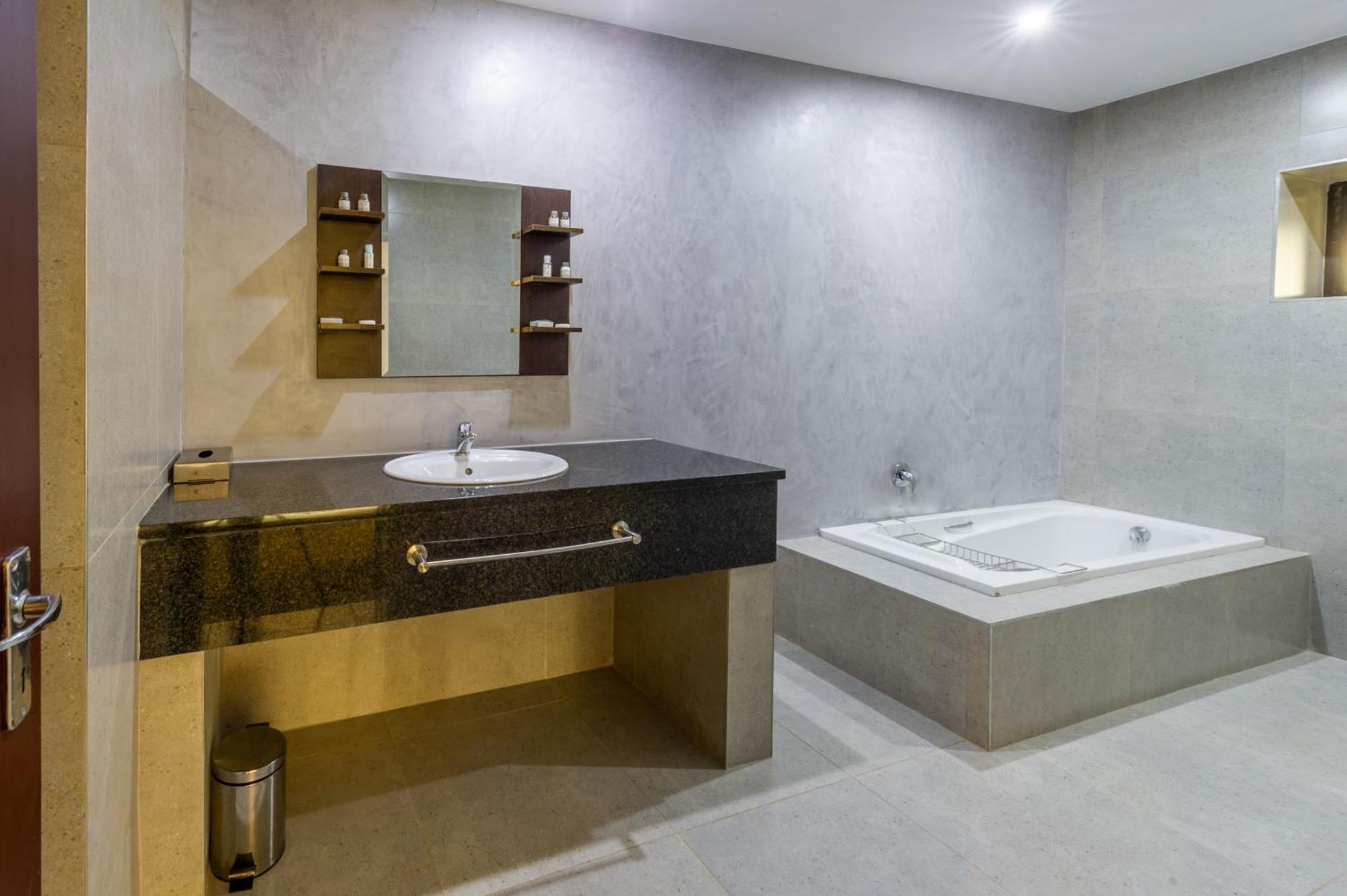 La Joya Lodge Conference Centre And Spa Pelindaba Εξωτερικό φωτογραφία