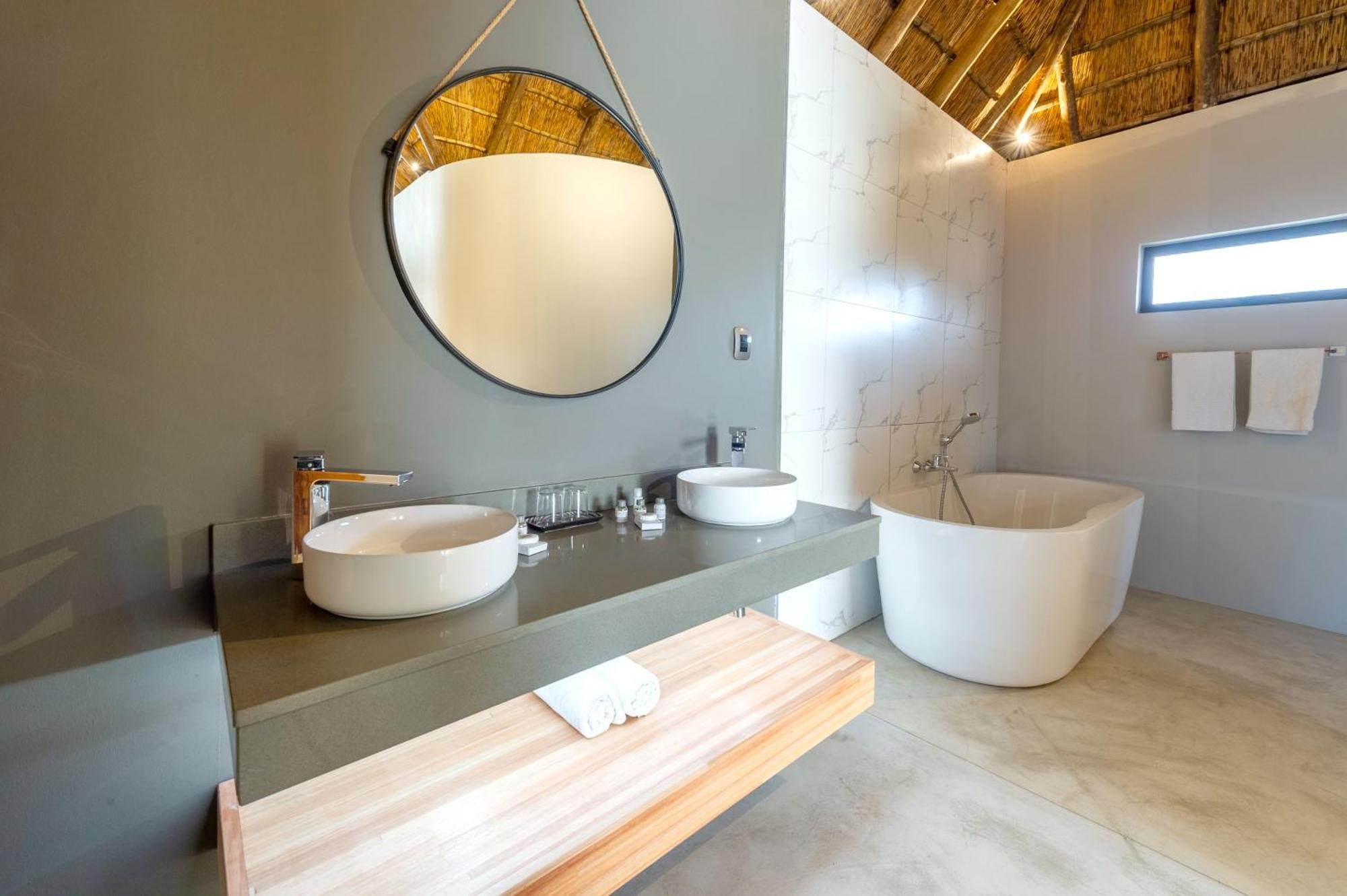La Joya Lodge Conference Centre And Spa Pelindaba Εξωτερικό φωτογραφία